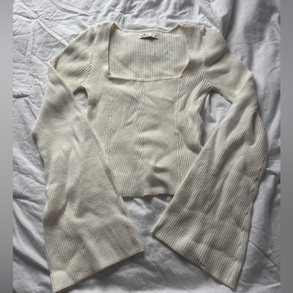 Hollister Cream Ribbed Square-Neck Bell-Sleeve Sweater